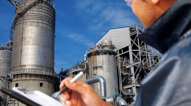 As Federal Oil Regulation Gets Tricky, State-Level Regulators Still Work Best