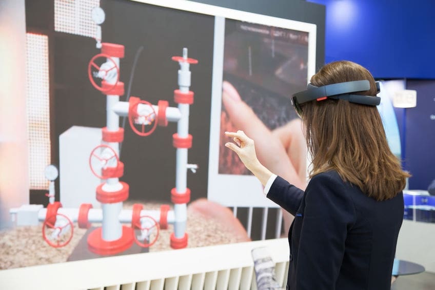 Key Wearable Technology Trends in Oil and Gas Industry 1 Key wearable technology trends in oil and gas industry