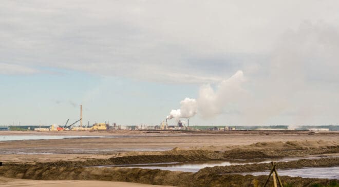 With Canadian oil prices well below global averages, country to drop production by 15% in 2020