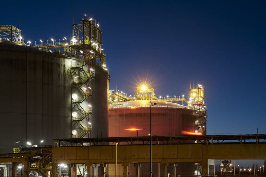 North American LNG Sector Continues to Struggle Against Weak Economic Outlook and COVID-19 Outbreak 1 North American LNG sector continues to struggle against weak economic outlook and COVID-19 outbreak