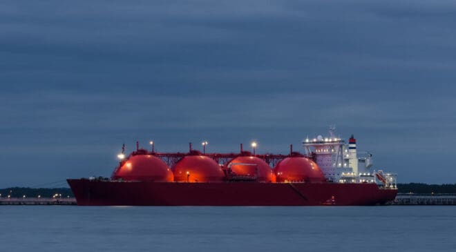 US LNG Exports Decline But Show Flexibility During Current Cycle 29 US LNG exports decline but show flexibility during current cycle