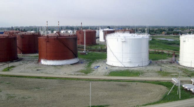 Excess of Crude Supply Already Suppressed from US Market 16 Excess of crude supply already suppressed from US market
