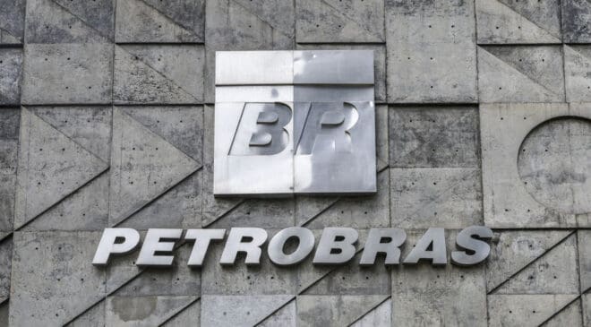 An increase of Exports is Not Enough to Avoid a Q2 Loss in Net Results for Petrobras 8 An increase of exports is not enough to avoid a Q2 loss in net results for Petrobras
