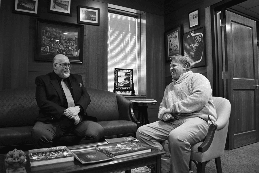 Cliffe Killam with Texas A&M International University (TAMIU) President Dr. Pablo Arenaz (L). Photos courtesy of Guillermo A. Sosa.