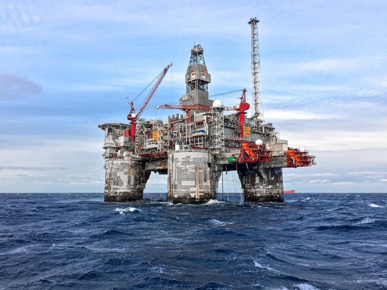 The Oil Industry Needs Better Cybersecurity to Protect Itself From Attacks 1 The Oil Industry Needs Better Cybersecurity to Protect Itself From Attacks