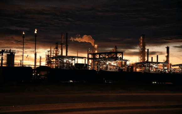 6 Risks That Oil And Gas Companies Face