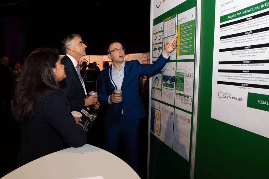 Dr. Marcin Nazaruk explains Human Performance Principles at the Offshore Safety Award event held in Aberdeen Exhibition and Conference Centre (AECC) in 2018. Photo courtesy of IOGP.