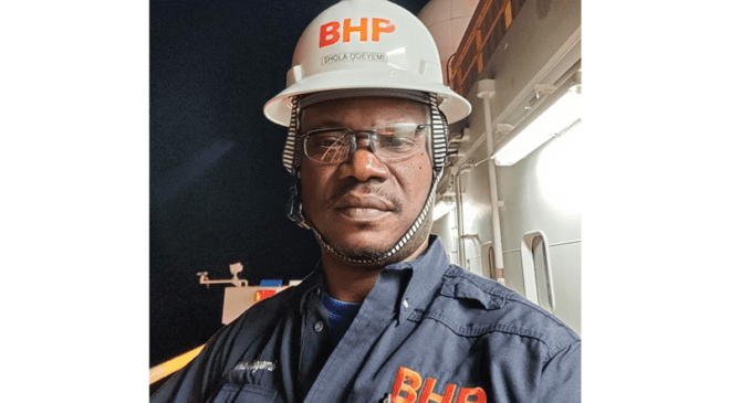 Supervising the installation of OneSubsea G2 Subsea Horizontal Xmas Tree. Photos courtesy of Olushola Odeyemi.