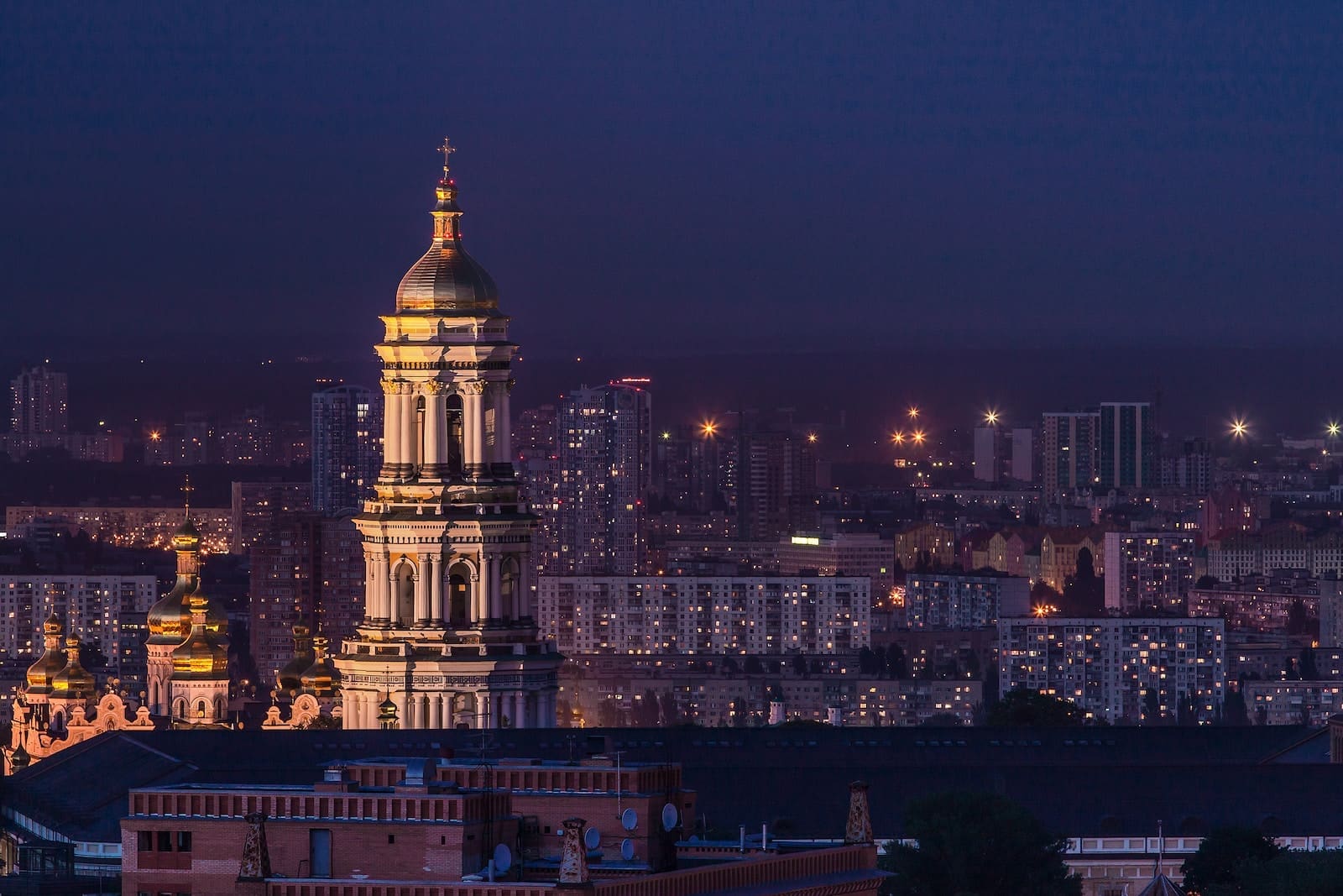 API Signs New Agreement with Ukraine’s National Oil Company to Bolster its Energy Independence Efforts 1 API and Ukrnafta Sign MOU to Adopt API Standards, Minimizing Ukraine’s Reliance on Russia