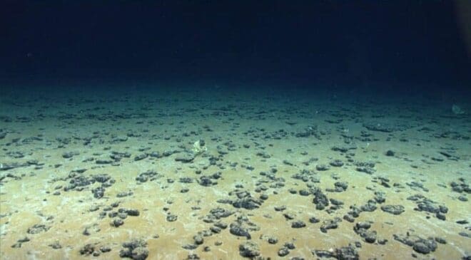 Revealed this power source yielding 45,000 tonnes per year — Europe discovers the greatest treasure ever beneath this ocean 29 Hydrogen power source
