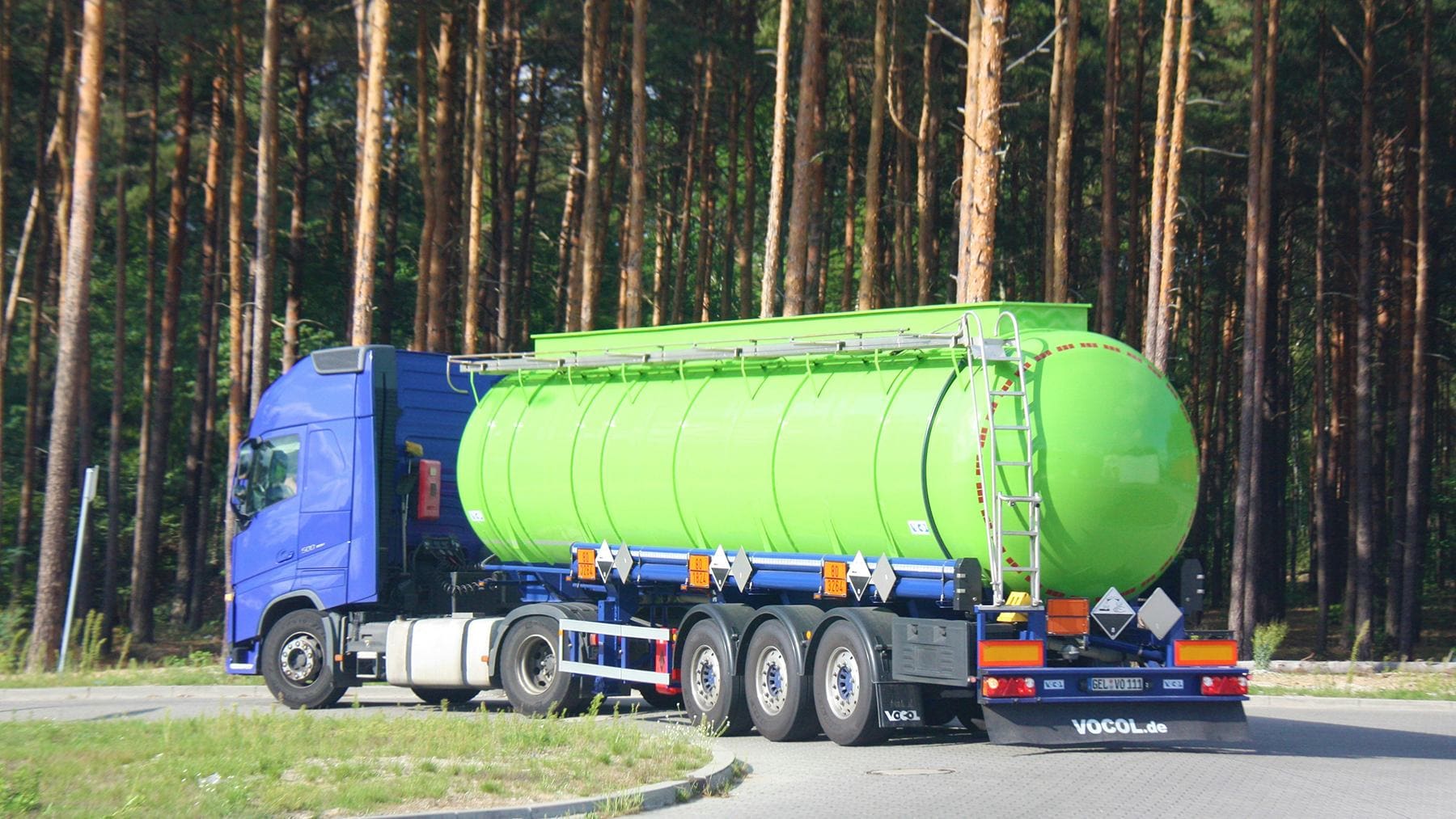 3 News Article Image Plug Power et Hy2gen déploient un électrolyseur PEM de 5 MW pour le projet Sunrhyse d'hydrogène vert