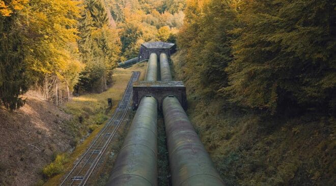 Louisiana Gateway Pipeline nears completion, adding new natural gas capacity along the U.S. Gulf Coast 5 Louisiana Energy Gateway Pipeline nears completion