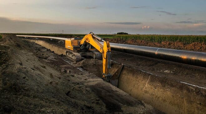 Energy Transfer advances construction of its 516-mile Desert Southwest natural gas pipeline 37 Energy Transfer advances latest US pipeline