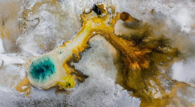 “This doesn’t look natural”: Strange energy-rich patches are appearing worldwide — The largest are in America 49 strange energy-rich patches worldwide largest in America