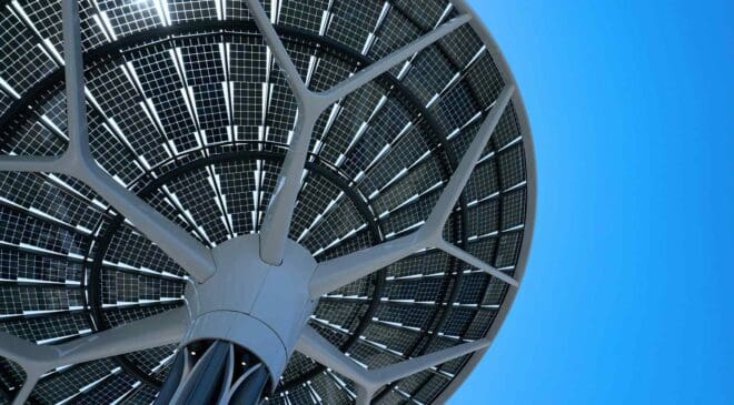 Australian scientists swapped solar panels for plastic mirrors and heated them to 754°F — Then something unexpected happened 20 concentrated solar thermal demonstrator