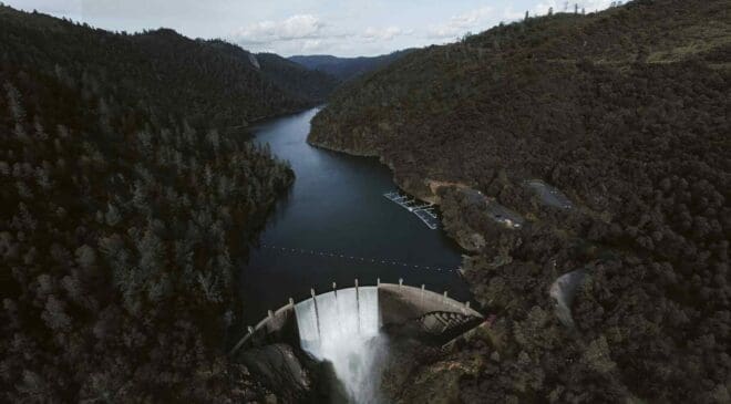 A dam so large it turned an entire river into a lake now moves over 24 billion liters of water every second 38 lake of dam