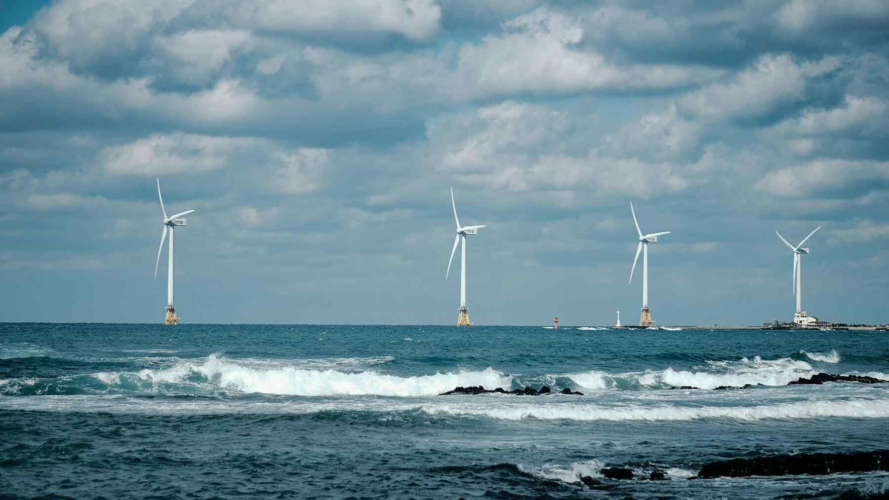 RWE deploys first offshore turbine using low-carbon steel tower at Thor wind project 1 RWE deploys first offshore turbine