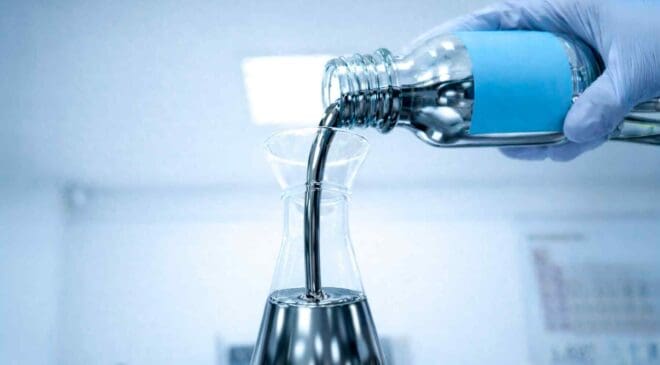 This solar panel is so thin it looks like liquid paint, and it performs better than 1,000 cells operating at full power 38 solar paint liquid poured into beaker