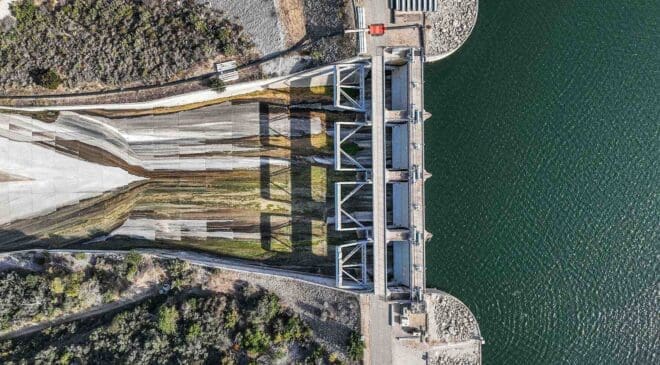 DOE broadens innovation support programs to accelerate small-business participation in hydropower technology development 12 DOE hydropower dam