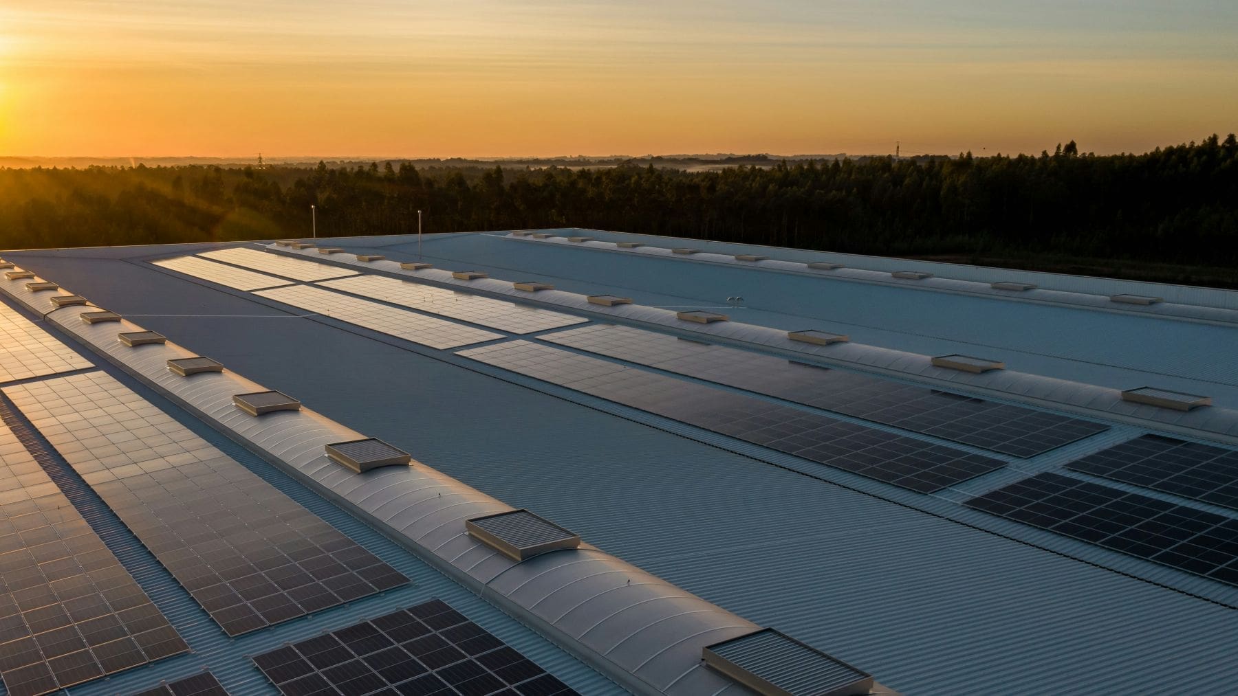 SEIA's Capitol Hill expo reveals that U.S. solar manufacturers can now build every major component of the supply chain at home 1 Solar panels