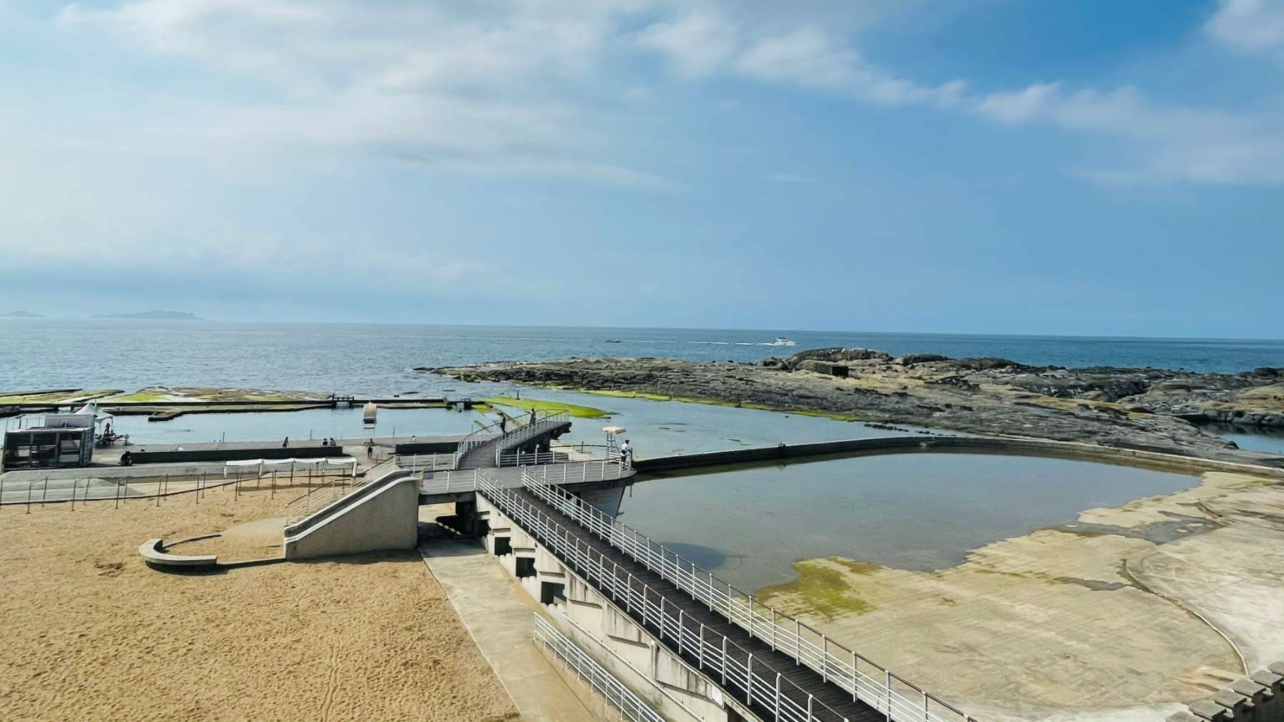MIT engineers built a battery-free solar desalination system producing 5,000 liters a day and are now launching a company to bring it to millions 1 MIT, desalination
