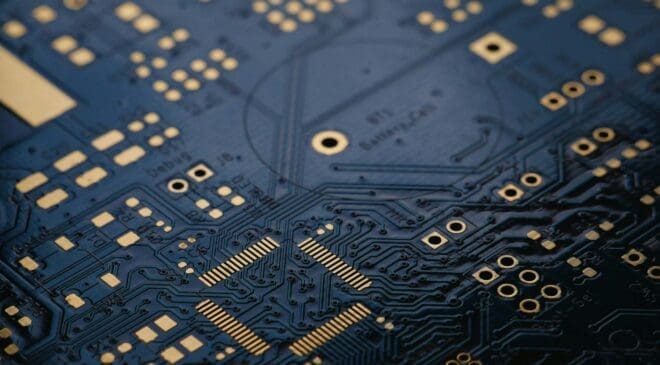 Enphase publishes white paper on a gallium nitride chip that replaces two semiconductor switches with one in its solar microinverters 27 Enphase chip