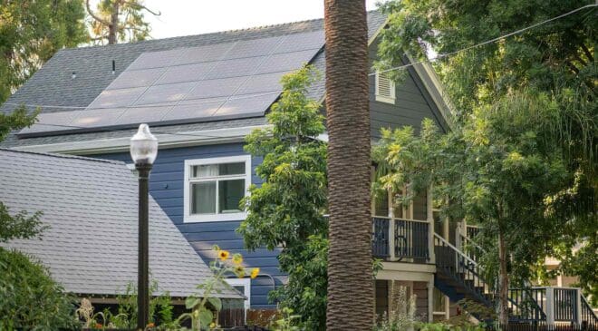 More than 20 states already offer community solar while California still can't make it work 43 home with roof solar installation