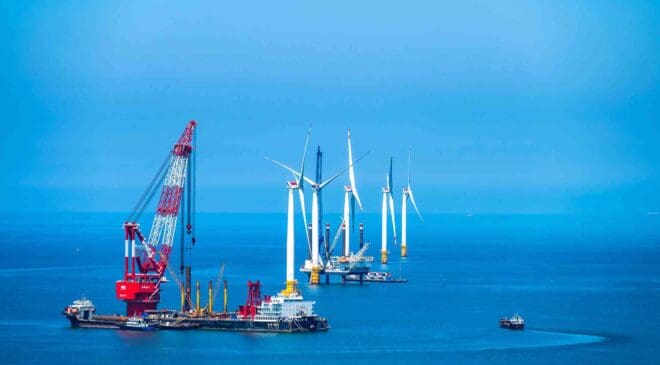 America's largest wind farm is finally coming online after 17 years, and it will reshape how two states get their power 5 installation of large wind farm