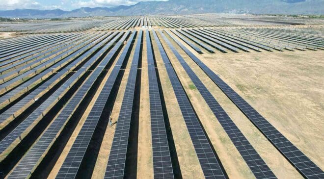 They installed 600,000 solar panels in the Atacama Desert, and moving the sand uncovered a 120-year-old mystery 36 major solar panel installation in the desert