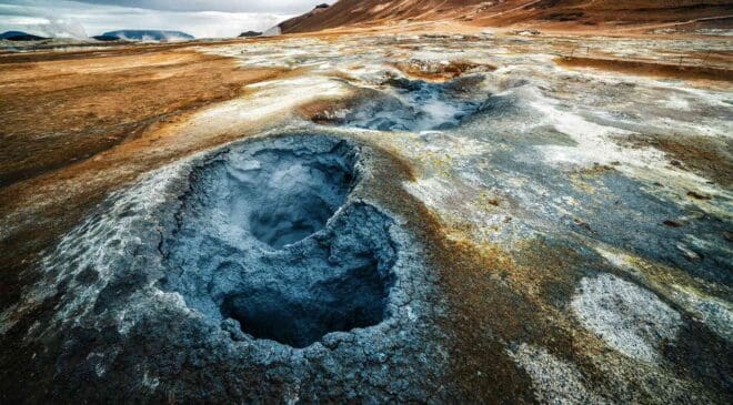 Listening to Earth's background hum, scientists mapped deep salt caverns that could store renewable energy at massive scale 47 Energy