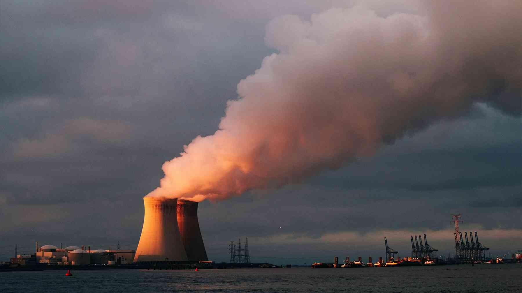 GE Vernova Hitachi and Velan sign agreement to supply reactor valves for BWRX-300 SMR projects in Europe