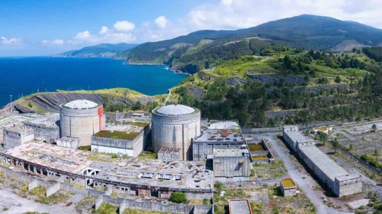 NANO Nuclear subsidiary STS earns DOE recognition for two international nuclear material transport missions and completes UF₆ delivery for LIS Technologies 19 Nuclear