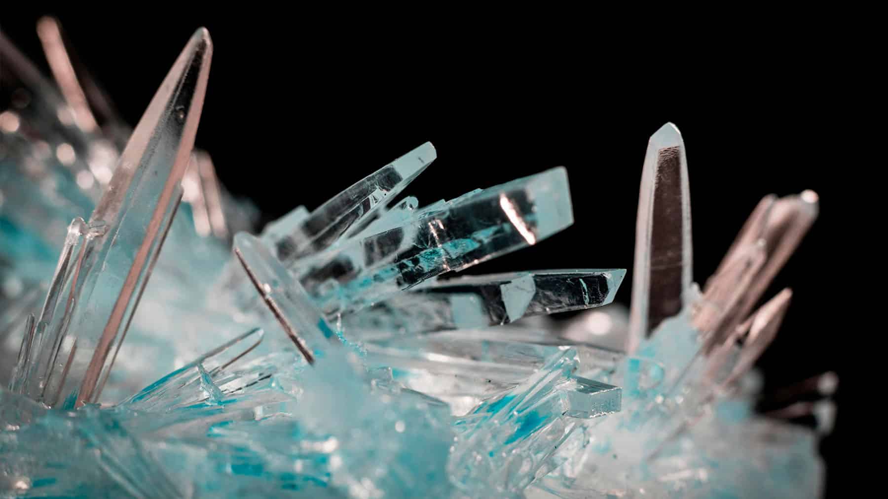 Scientists crack a stubborn crystal flaw in kesterite solar cells