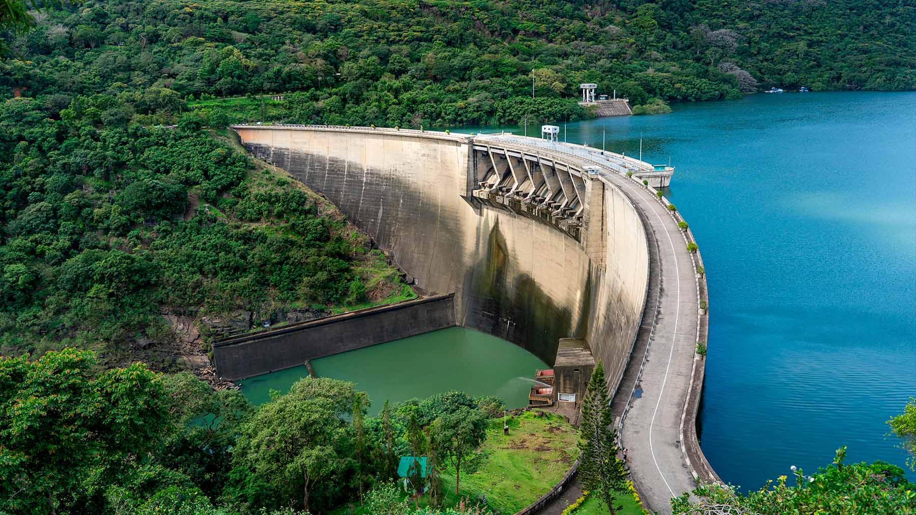Existing dam targeted to receive turbines