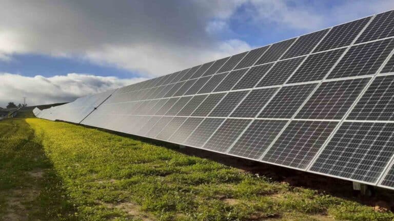 Outside Badajoz, Spain, a 50 MW solar plant wired over 50,000 kilowatts of panels to just 39,000 kilowatts of inverters, and that mismatch was built to raise overall output 26 Solar panels and inverter cabinet showing deliberate inverter mismatch output design, outside badajoz spain